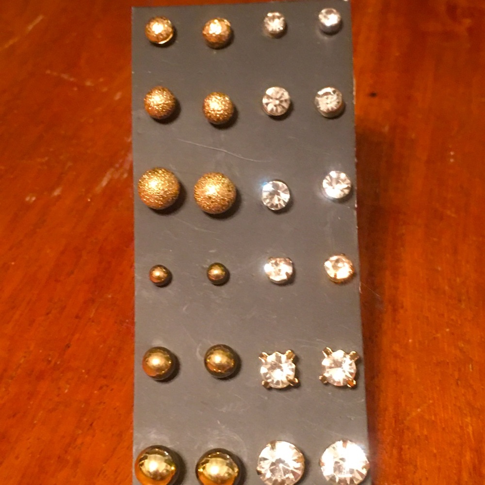 10 Prs Graduated Stud Earrings, Multiple Piercings